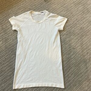 LULULEMON Swiftly Tech Short Sleeve Shirt 2.0 Size 6 White